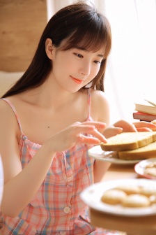 嗯啊边走边做…H楼梯